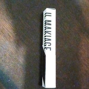 Liquid eyeliner waterproof